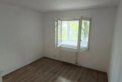 Apartament cu 3 camere semidecomandat în Crângași - 2