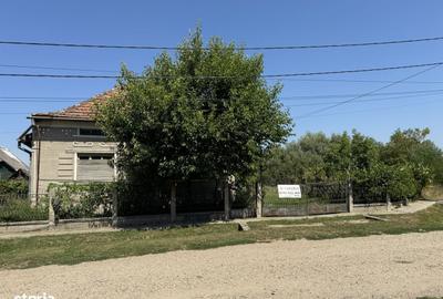 Casă cu 3 camere în Rușeni