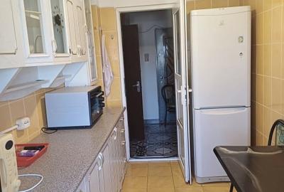 Apartament cu 3 camere decomandat, mobilat în Complex Studențesc - 10
