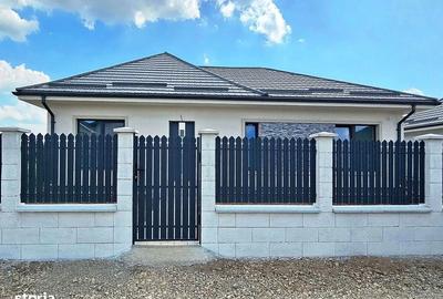 Casă cu 4 camere cu Teren 595 Mp în Bod