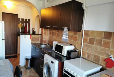 Apartament cu 2 camere decomandat în Calea București - 6