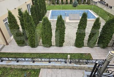 Casă individuală cu 7 camere cu Piscina în Andrei Mureșanu - 2