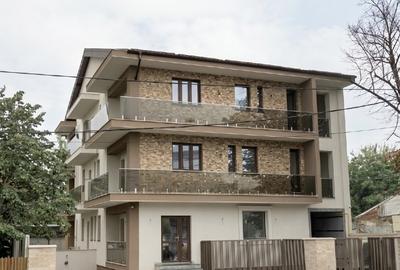 Apartament cu 2 camere decomandat în Pajura