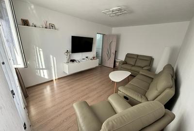 Apartament cu 2 camere decomandat în Titan - 2