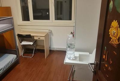 Apartament cu 3 camere decomandat în Titan - 4