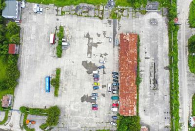 Spațiu industrial, de 394 mp, în Nord - 1