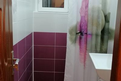 Garsonieră în Titan - 2