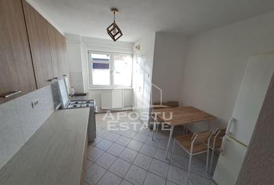 Apartament cu 2 camere decomandat în Intim - 3
