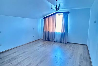 Casă individuală cu 4 camere cu Canalizare în Vest - 14