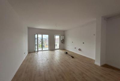 Apartament cu 2 camere semidecomandat în Florești - 2