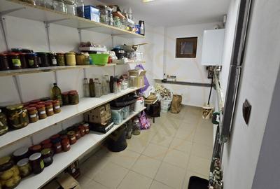 Casă individuală cu 5 camere cu Canalizare în Sud-Est - 9