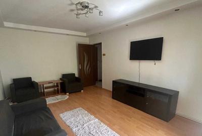 Apartament cu 2 camere decomandat în Craiovița Nouă