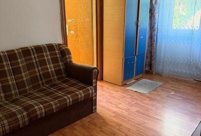 Apartament cu 3 camere semidecomandat în Ostroveni - 7