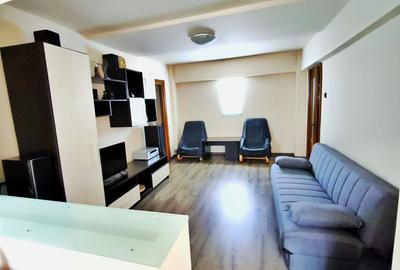 Apartament cu 3 camere semidecomandat în Central