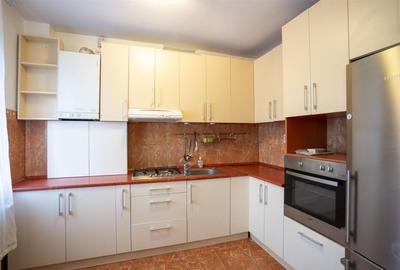 Apartament cu 4 camere decomandat în Ultracentral