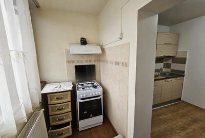 Apartament cu 3 camere decomandat în Soarelui - 10