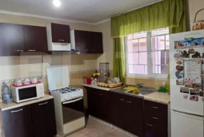 Casă cu 4 camere cu Teren 809 Mp în Central - 12
