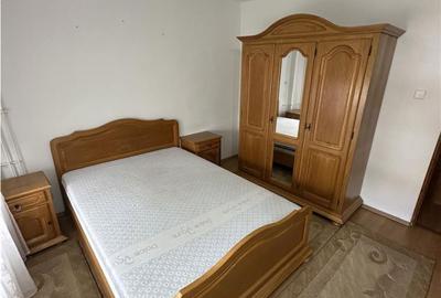 Apartament cu 2 camere decomandat în Circumvalațiunii