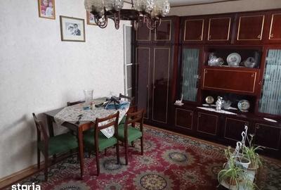 Apartament cu 4 camere în Libertății - 1
