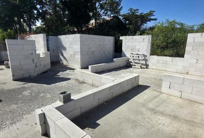 Casă cu 4 camere în Tătarca