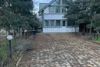Casă cu 5 camere cu Teren 3000 Mp în Vernești