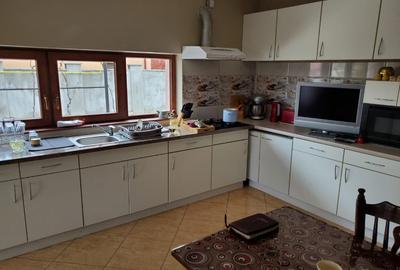 Casă cu 5 camere cu Teren 1000 Mp în Vladimirescu - 4