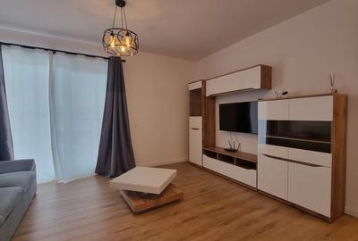 Apartament cu 2 camere semidecomandat, mobilat în Florești