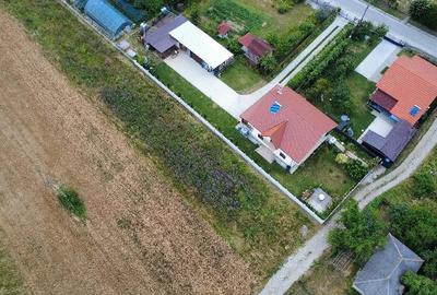 Teren de 1500 mp, în Budești