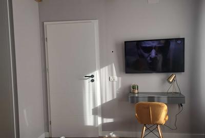 Apartament cu 2 camere semidecomandat în Centrul Istoric
