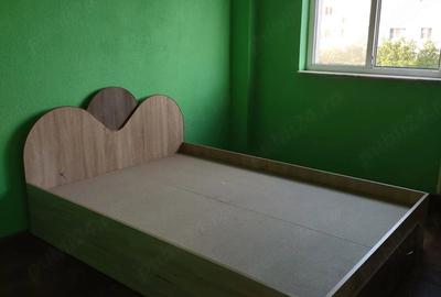 Apartament cu 2 camere decomandat în Prundu