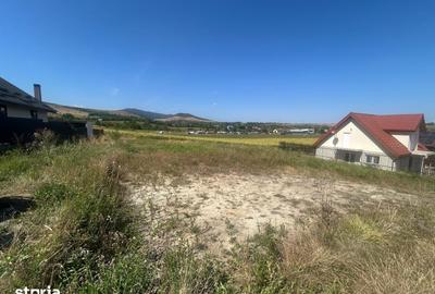 Teren de 450 mp, în Gârcina