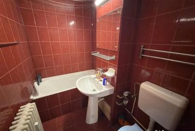 Apartament cu 3 camere decomandat în Republicii - 1