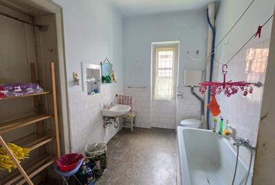 Apartament cu 4 camere decomandat în Sub Arini - 18