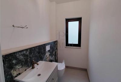 Casă individuală cu 4 camere cu Canalizare în Moșnița Nouă - 11