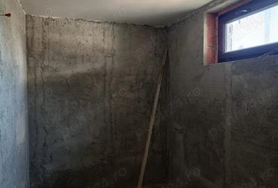 Casă cu 5 camere în Câmpinița - 12