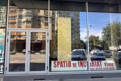 Spațiu comercial, de 80 mp, în Mărăști