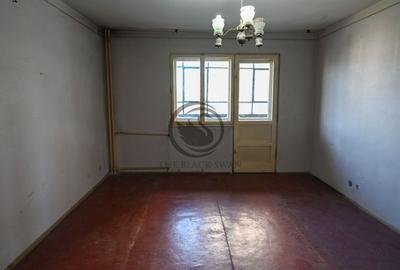 Apartament cu 2 camere semidecomandat în Vest
