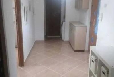 Apartament cu 2 camere decomandat în Sebastian
