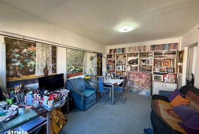 Apartament cu 3 camere semidecomandat în Central - 6