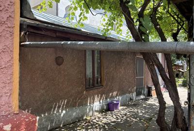 Casă cu 5 camere cu Teren 394 Mp în Pantelimon