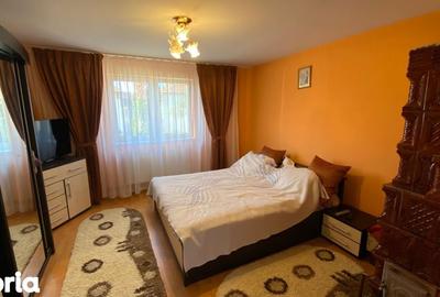 Casă cu 2 camere cu Teren 676 Mp în Sâmbăta - 16