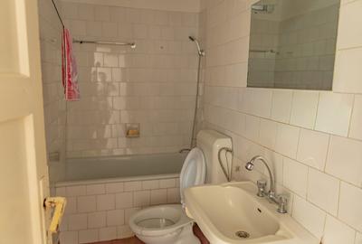 Apartament cu 2 camere semidecomandat în Moinești - 3