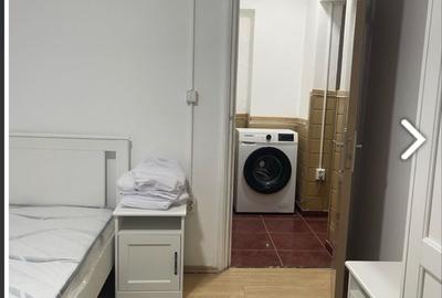 Apartament cu 3 camere decomandat în Prelungirea Ghencea
