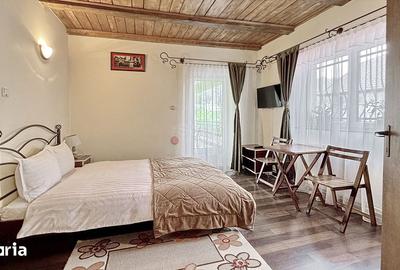 Casă cu 10 camere cu Teren 796 Mp în Dâmbul Morii