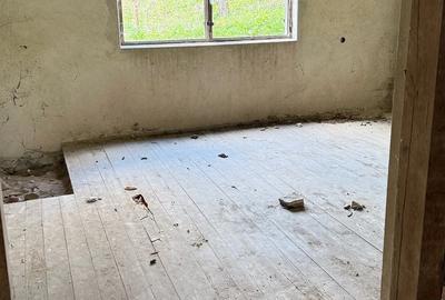 Casă cu Canalizare în Măldărești