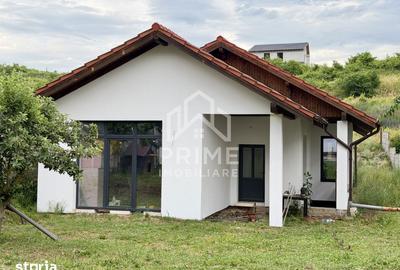 Casă cu 4 camere cu Teren 500 Mp în Cetate - 1