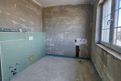 Casă cu 4 camere cu Teren 850 Mp în Nufărul