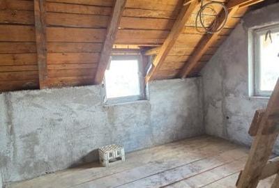 Casă cu 4 camere în Păulești