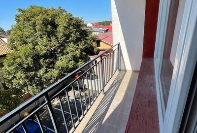 Apartament cu 2 camere decomandat în Berceni