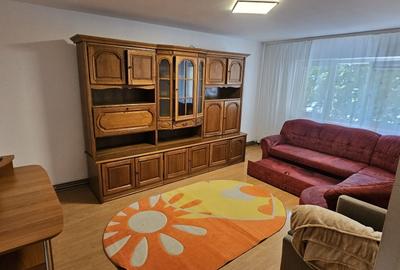 Apartament cu 3 camere în Soceni